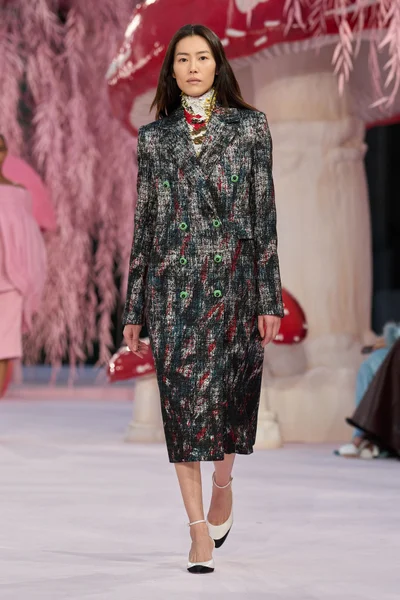 Look 39
